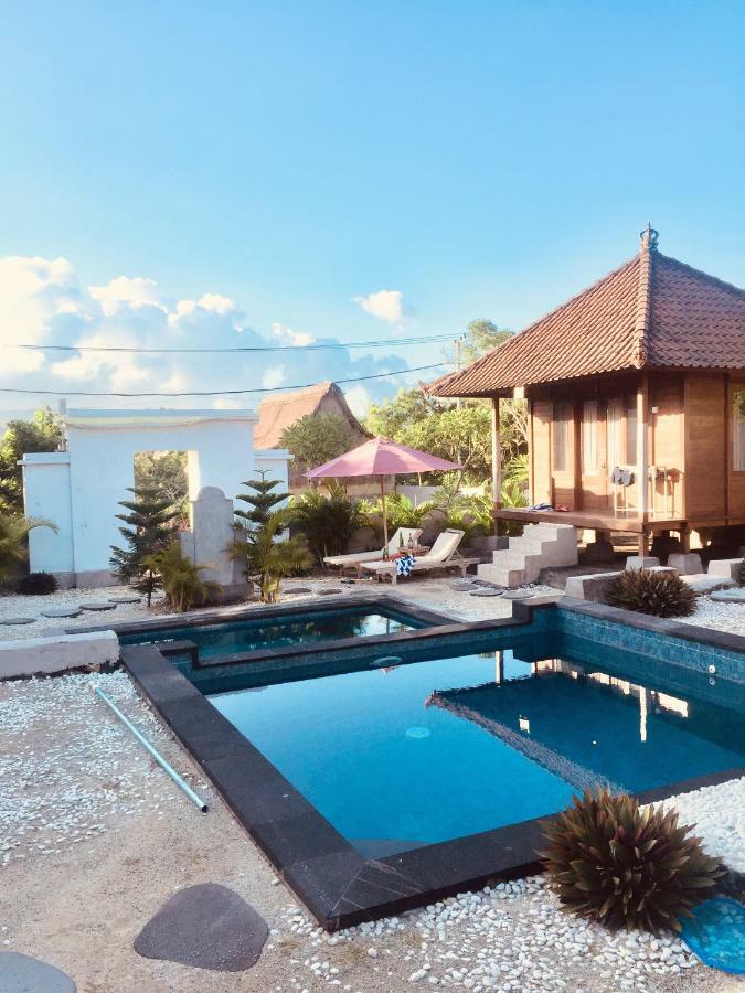 Puri Sari Mangrove Hotel Nusa Lembongan  Exterior photo