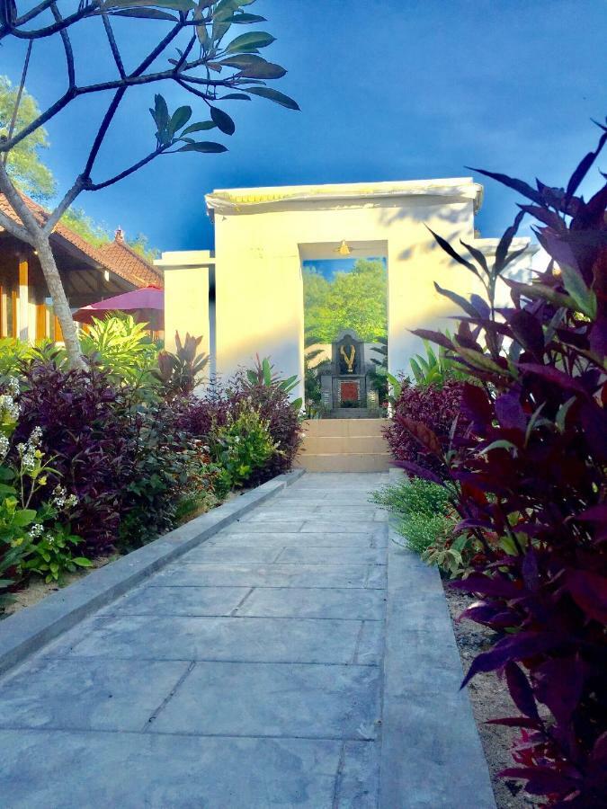 Puri Sari Mangrove Hotel Nusa Lembongan  Exterior photo